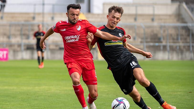 Türkgücüs Türöffner gegen den SC: Albion Vrenezi (l.).