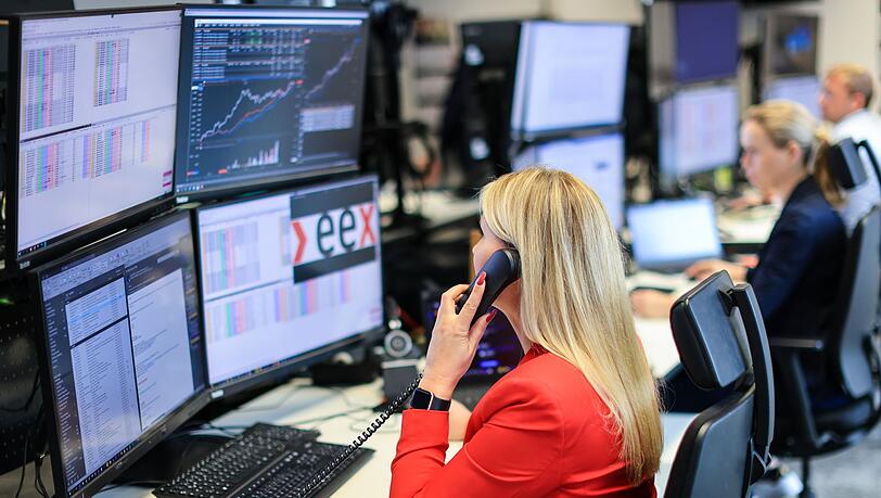 &Uuml;berschuss an Wind- und Solarstrom l&auml;sst die Preise zeitweise ins Minus rutschen. (Archivbild)