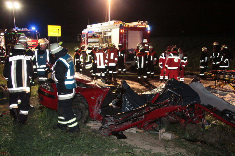 Auffahrunfall zwischen Gangkofen und Frontenhausen.