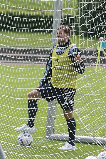 Moritz Volz im Löwen-Trikot im Trainingslager