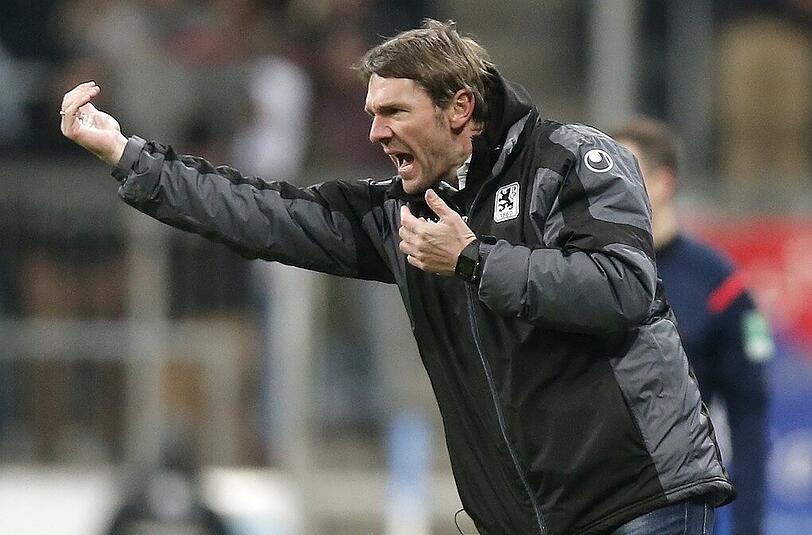 Markus von Ahlen versuchte am Montag vergeblich das Spiel von außen zu beeinflussen.
