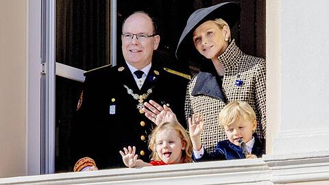 Fürst Albert und Fürstin Charlene mit ihren Zwillingen Gabriella und Jacques am Nationalfeiertag in Monaco