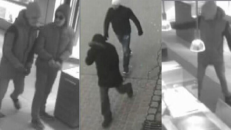 Mit diesen Bildern aus einer Überwachungskamera fahndet die Polizei nach den Räubern, die in Oberstdorf einen Juwelier überfielen.