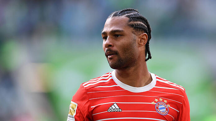 Serge Gnabry steht noch bis 2023 beim FC Bayern unter Vertrag.