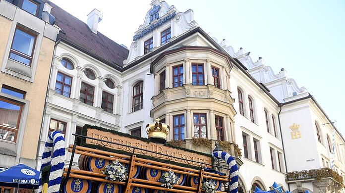 Das Hofbräuhaus in München und das Dresdner Hofbrauhaus haben ihren Streit beigelegt. (Archivbild)