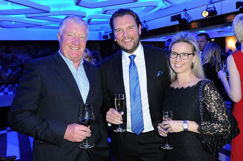 Christian Timmer, Stephan Weyler und Kathrin Kammerer bei der GENTLEMEN STYLE NIGHT im Hotel Vier Jahreszeiten.