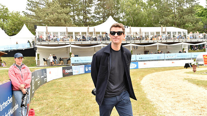 Thomas Müller gut gelaunt auf der "Pferd International" in München.