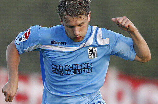 DANIEL HALFAR: Was er machte, ging schief: Schüsse, Pässe, Freistöße. Der Dribbler war ganz weit weg von seiner besten Form. Note 5