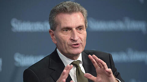 Wird sich auch zu zwei Affären im vergangenen Jahr äußern müssen: Günther Oettinger.