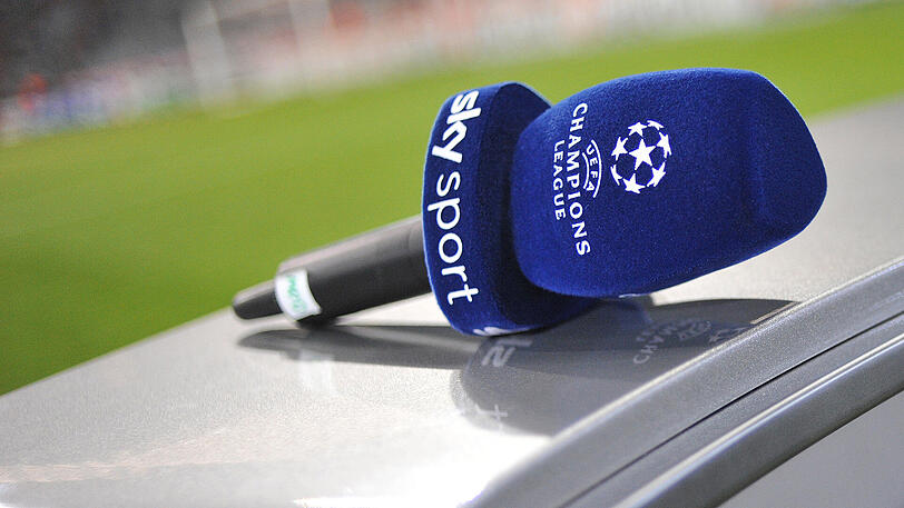Das  Nachholspiel der Hinspiel-Partie der Champions League zwischen Borussia Dortmnud und dem AS Monaco ist am frühen Mittwochabend live beim Pay-TV-Sender Sky zu sehen.
Das BVB-Netradio ist ab 18:30 Uhr auf Sendung.
