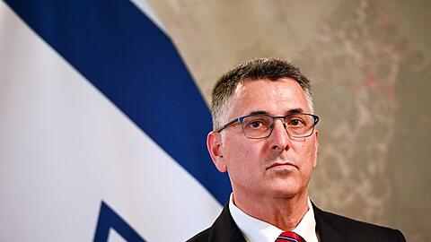In einem Telefonat mit seinem französischen Kollegen wählt Israels Außenminister Gideon Saar deutliche Worte. (Archivbild)