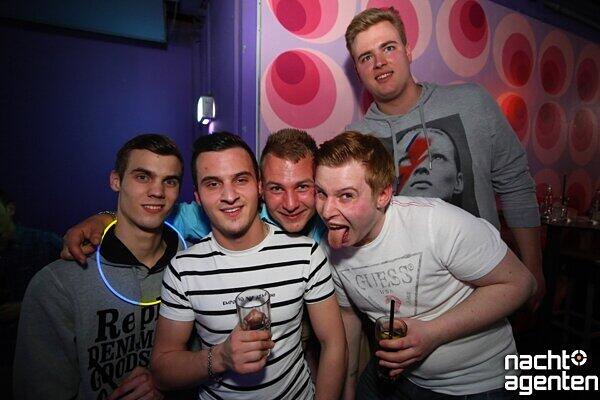 "Hemmungslos" war das Motto im Max und Moritz am Samstag (13. April). Alle Fotos von dieser Party gibt's auf www.nachtagenten.de
