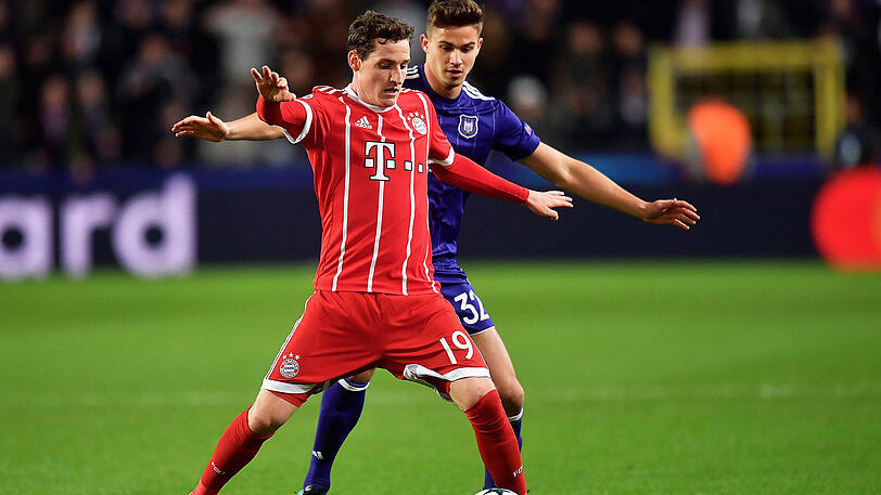 SEBASTIAN RUDY - NOTE 3. Endlich mal wieder ein Startelf-Einsatz für den stillen Arbeiter. Eroberte Bälle, verteilte sie dann, leistete wertvolle Helferdienste. Fließig wie eh und je.