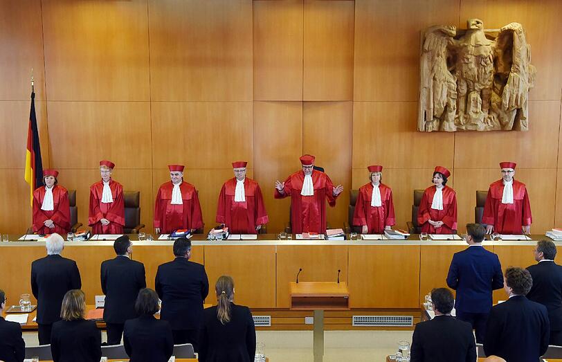 Das Bundesverfassungsgericht verkündet nur 24 Stunden nach dem Verhandlungsauftakt sein Urteil.