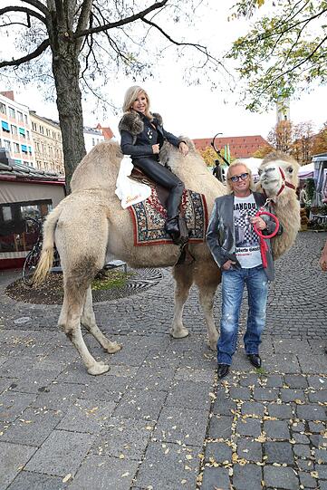 Robert und Carmen Geiss auf dem Vitktualienmarkt in München: Die Bilder