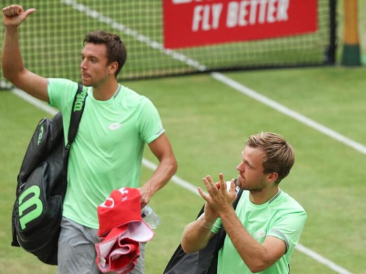 Mussten sich in Halle früh verabschieden: Andreas Mies (l) und Kevin Krawietz.