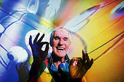 Fantastische Farb-Halluzinationen: Im LSD-Rausch steigern sich alle Sinne der Wahrnehmung ins Extreme.