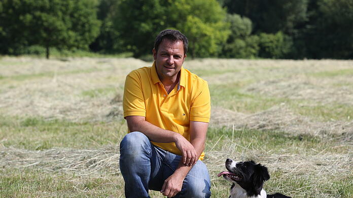 Martin Rütter hat sehr viel Erfahrung mit Hunden.