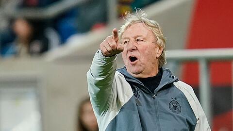 Horst Hrubesch kann froh sein, dass die Hängepartie um Frauen-Bundestrainerin Voss-Tecklenburg beendet ist.