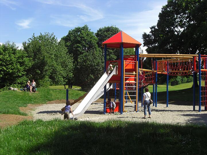 Hier spielen die Kinder aus dem Viertel.