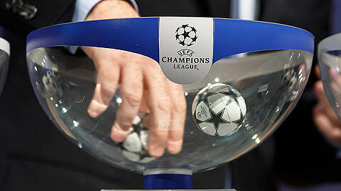 Die Auslosung für das Champions-League-Achtelfinale findet am Montagmittag statt.