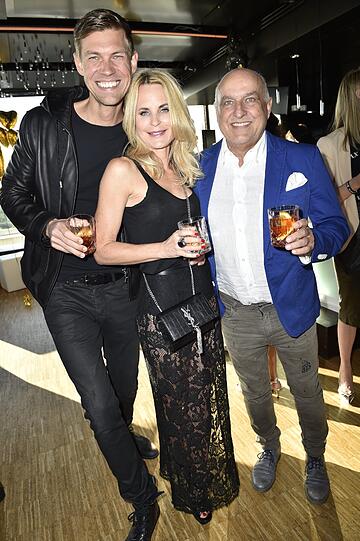 Sonja Kiefer mit Freund Cedric Schwarz und Axel Munz