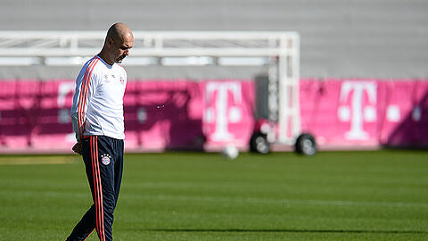 Bayern-Trainer Pep Guardiola spricht vor dem Duell gegen den VfL Wolfsburg von der "wichtigsten Woche".