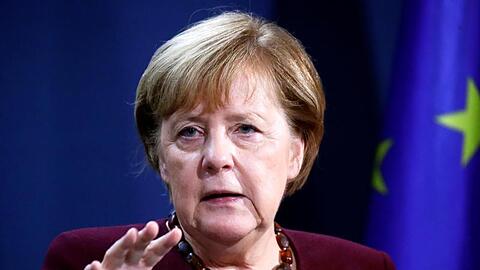 Die Staats- und Regierungschef der 20 wichtigsten Industrie- und Schwellenländer beraten über die Bekämpfung künftiger Gesundheitskrisen. Bundeskanzlerin Angela Merkel schaltet sich virtuell dazu.