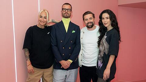 Sarah Connor, Klaas Heufer-Umlauf und Lena Meyer-Landrut treten an, um Joko Winterscheidt die Show zu stehlen.