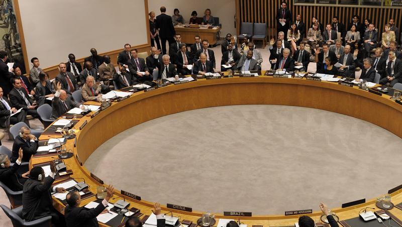 Der Weltsicherheitsrat der Vereinten Nationen hat für neue Strafmaßnahmen gegen den Iran gestimmt. Der Weltsicherheitsrat der Vereinten Nationen hat für neue Strafmaßnahmen gegen den Iran gestimmt.