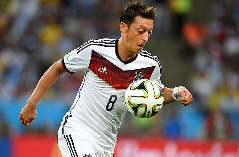 Schluss, aus, vorbei: Für Mesut Özil ist das Sportjahr 2014 abgeschlossen.