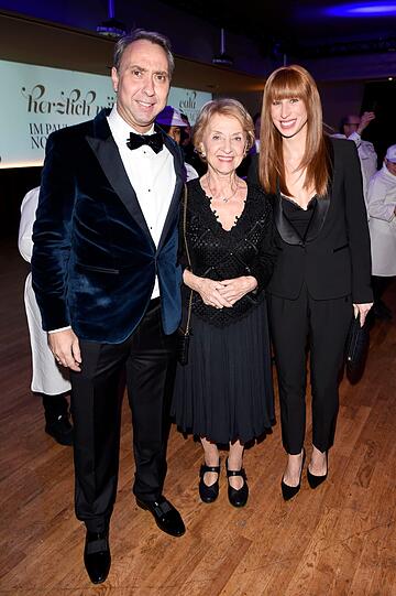Werner Hochreiter mit Frau Eva und Mutter Christl.