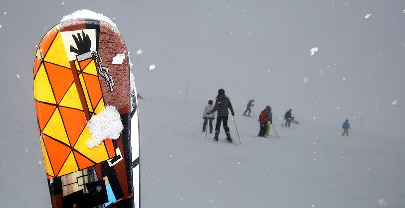 Schnee-Spaß am Wochenende auf der Zugspitze: Inzwischen liegt rund ein Meter Schnee.