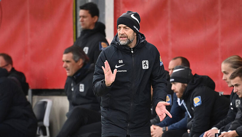 Seine Tage an der Grünwalder Straße sind wohl gezählt: Sportchef und Interimstrainer Günther Gorenzel. Seine Tage an der Grünwalder Straße sind wohl gezählt: Sportchef und Interimstrainer Günther Gorenzel.