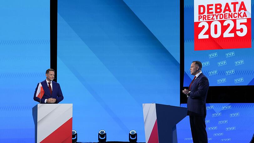 Der liberale Kandidat Trzaskowski (links) und sein nationalkonservativer Rivale Nawrocki treten am kommenden Sonntag in der Stichwahl gegeneinander an. (Archivbild)
