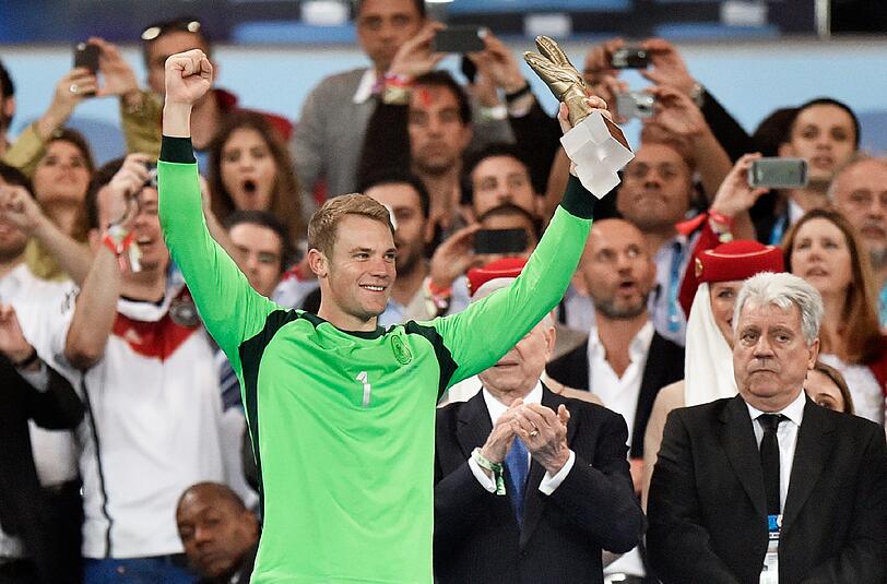 Manuel Neuer: Ob auf der Linie oder als Torwart-Libero: Einfach Weltklasse. Keiner ist besser, nur vier Gegentore. Zurecht mit dem Goldenen Handschuh geehrt.