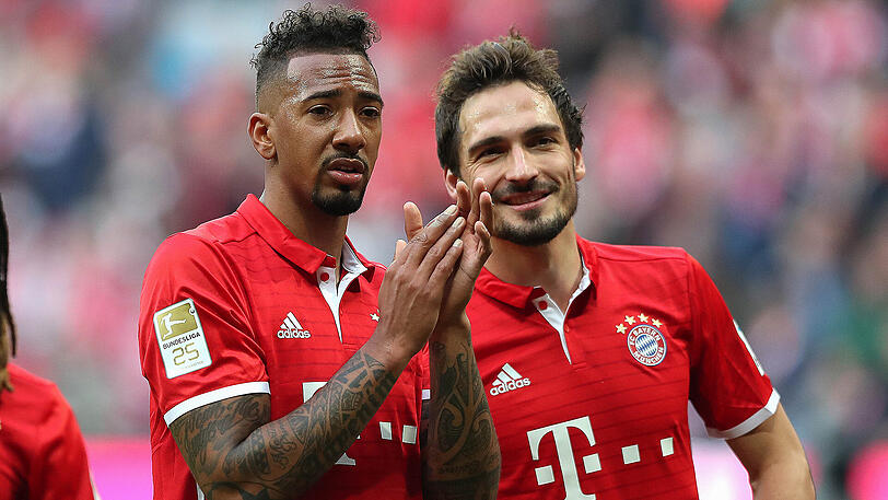 Ihre Wege trennen sich heute Abend erst einmal in der Startelf des FC Bayern: Jerome Boateng und Mats Hummels (rechts).