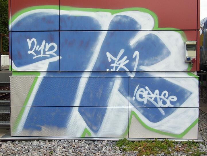 In Serie: das Schriftzeichen "7K".