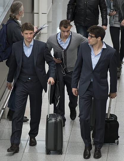 Thomas Müller, Xherdan Shaqiri und Javi Martinez.