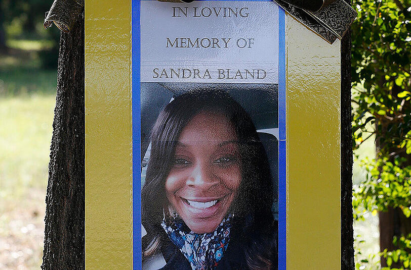 Trauer um Sandra Bland im texanischen Prairie View: Die junge Schwarze war wegen eines Verkehrsverstoßes festgenommen worden und im Gefängnis gestorben.