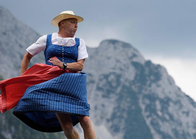 Eine Jury bewertete sowohl die Sprünge als auch die Outfits.