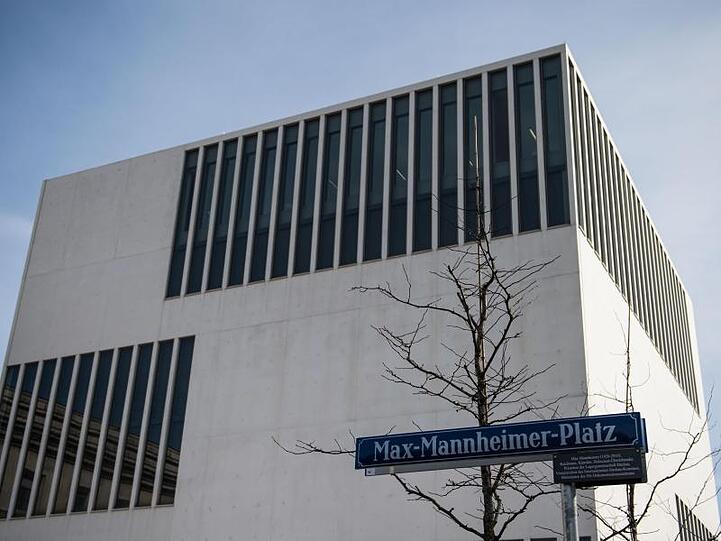 Das NS-Dokumentationszentrum München plant eine Debatte über Antisemitismus in der Popkultur. Foto: Lino Mirgeler/Archiv