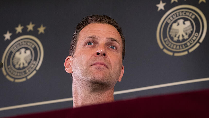 Nationalmannschaftsdirektor Oliver Bierhoff spricht erstmals über den Eklat um Mesut Özil. Nationalmannschaftsdirektor Oliver Bierhoff spricht erstmals über den Eklat um Mesut Özil.