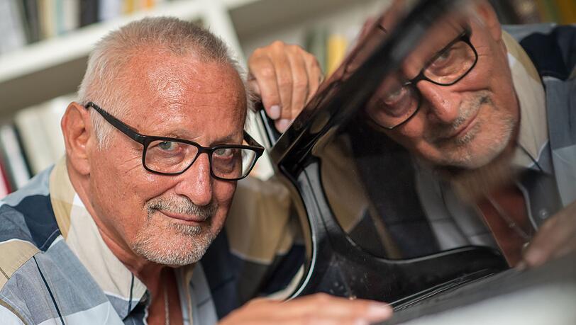 Klavierspielen kann Konstantin Wecker wegen Nervensch&auml;den an der Hand laut eigenem Bekunden nicht mehr. (Archivbild)