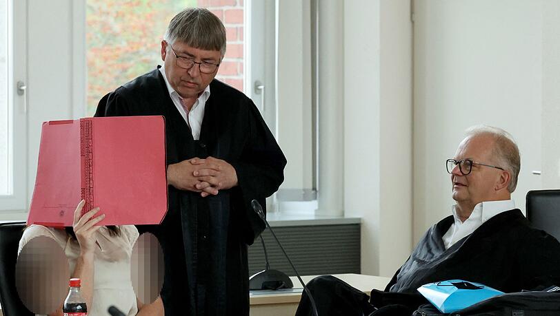 Die Angeklagte hat am 22. Verhandlungstag ausf&uuml;hrlich zu den Vorw&uuml;rfen Stellung genommen - und sie dabei zur&uuml;ckgewiesen.
