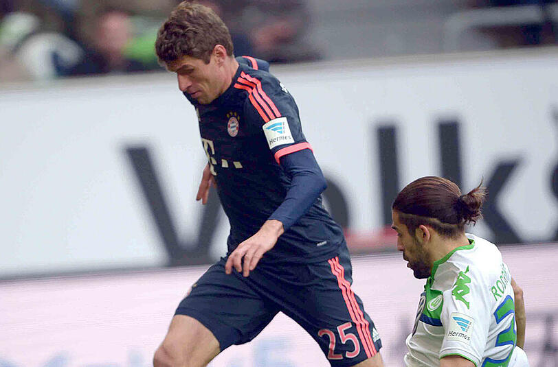 Thomas Müller: Note 3. Unermüdlicher Arbeiter und Antreiber. Seine Wege kreuzten sich meist mit Kumpel Dante, bis August noch selbst bei Bayern. Gute Ablage auf Lewandowski (55.). Schwacher Abschluss nach Comans Pass.