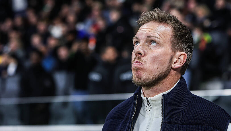 Nach der Absage von Xabi Alonso rückt Julian Nagelsmann beim FC Bayern wieder in den Fokus. Aber auch der DFB möchte gerne mit dem Bundestrainer verlängern.