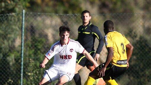 Noah Korczowski (l.) im FCN-Wintertrainingslager in Malaga beim 2:0-Testpielsieg gegen Lokeren. Noah Korczowski (l.) im FCN-Wintertrainingslager in Malaga beim 2:0-Testpielsieg gegen Lokeren.