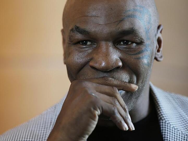 Zieht die Boxhandschuhe wieder an: Mike Tyson.