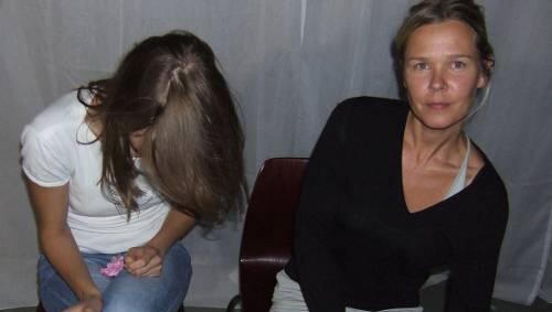 Störrische Sitztänzer: Apparat Hase. Störrische Sitztänzer: Apparat Hase.